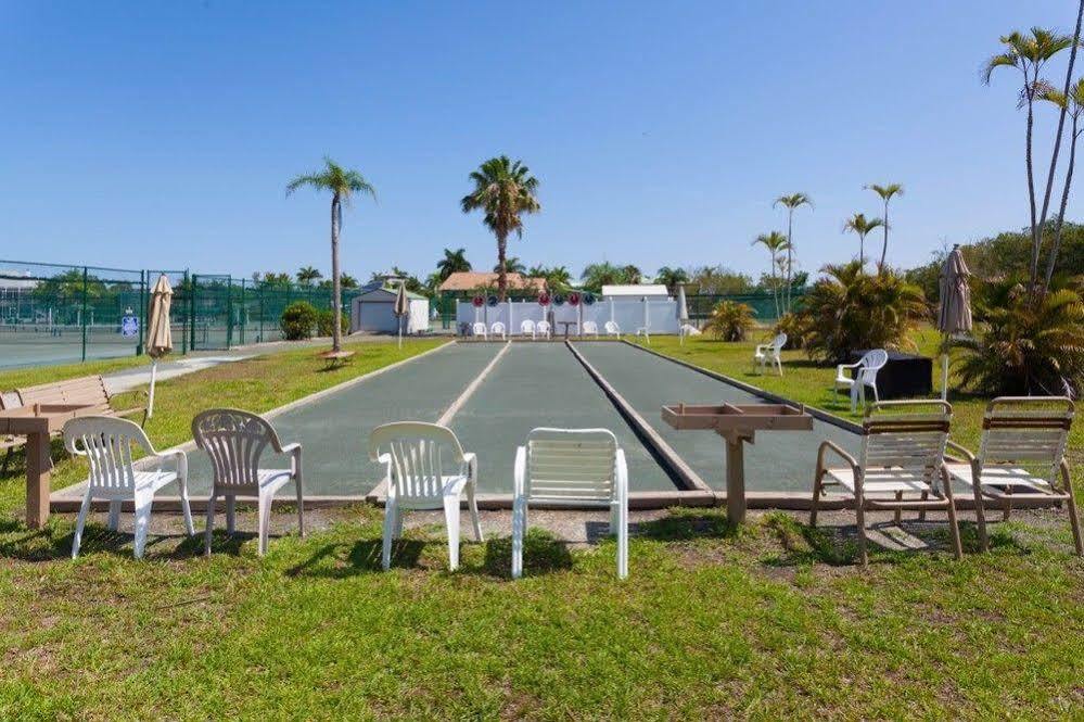 Resortquest At Bonita Beach And Tennis Club Bonita Springs Exterior photo