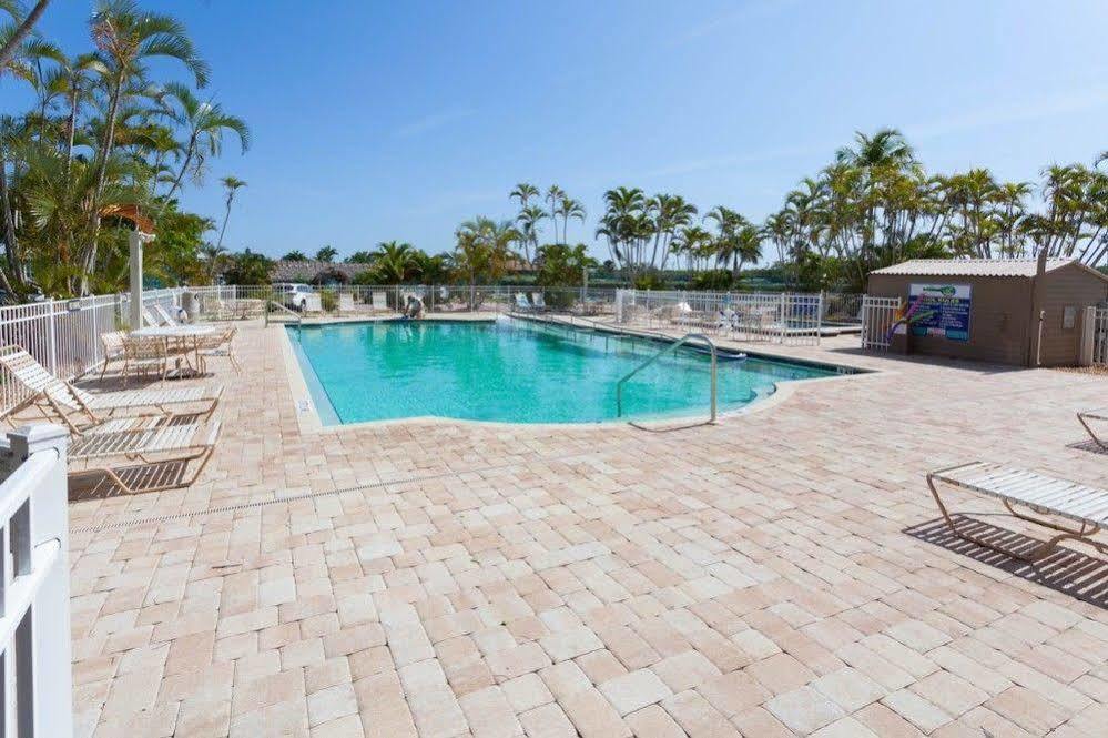 Resortquest At Bonita Beach And Tennis Club Bonita Springs Exterior photo